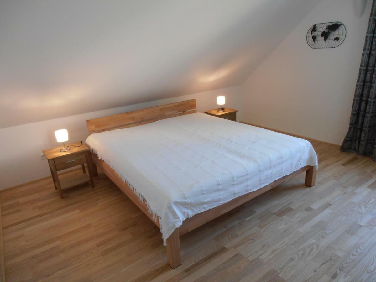 Ferienwohnung Am Kirchberg Jois Luaran gambar